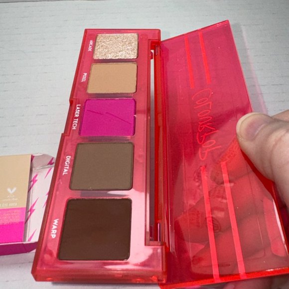 ColourPop Color Vision Eyeshadow Palette - Picture 6 of 8